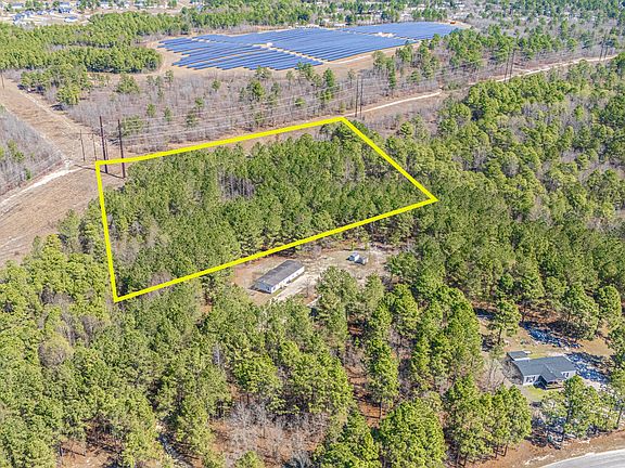 5th image of 176 Pineleigh Avenue