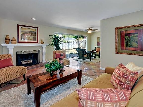 4th image of 217 Navarra Dr