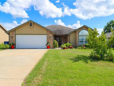 329 W 26th Ln, Eudora, KS, 66025