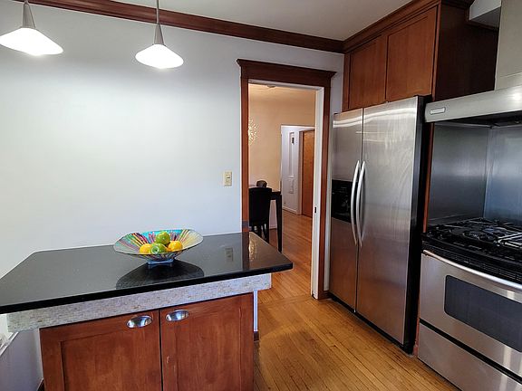 2nd image of 21406 Broadstone St