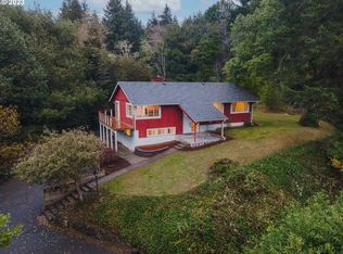 57333 Howe Rd, Coquille, OR 97423