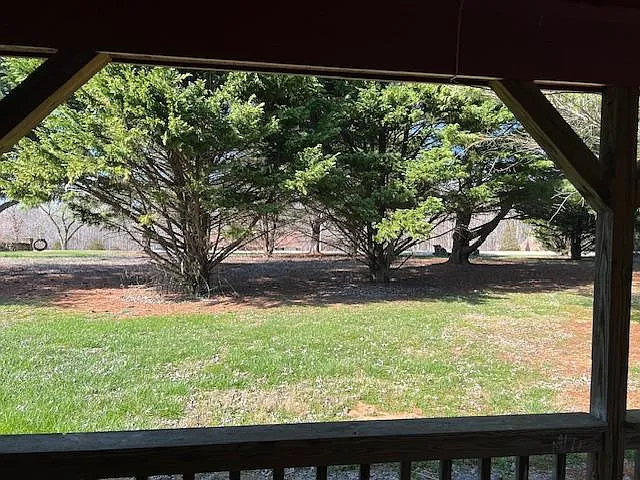 478 Lavender Ln — Photo 5