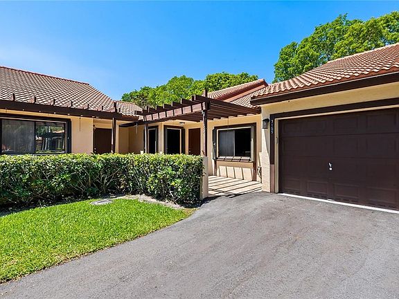 2nd image of 7155 Wisteria Way