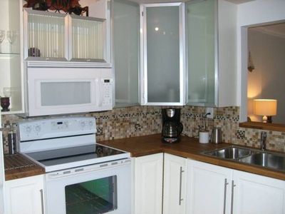403 NW 68th Ave APT 202, Plantation, FL, 33317