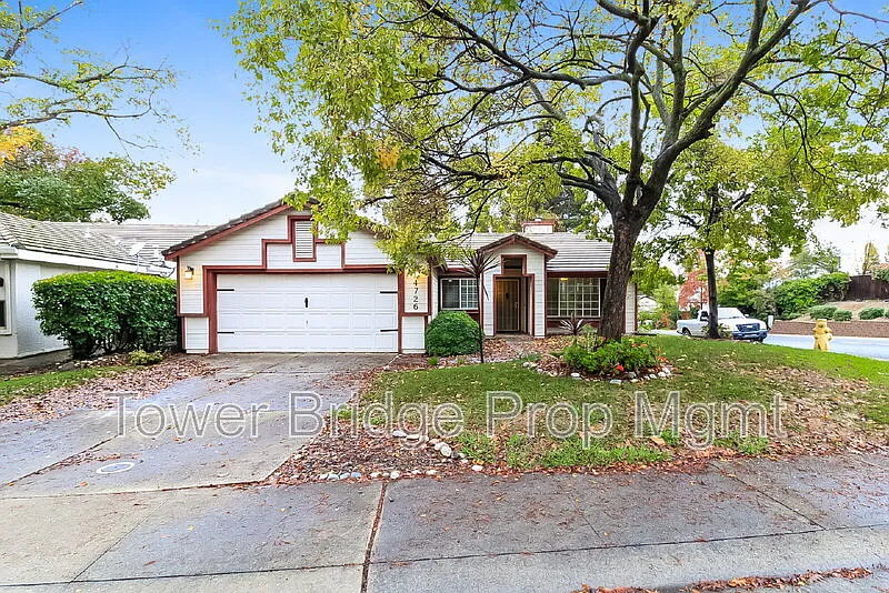 4726 Stuart St photo 1