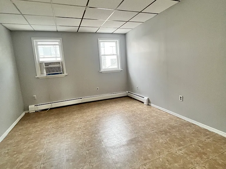 75 Broadway #3L — Photo 6