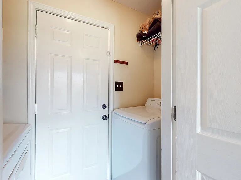 117 N Cavalcade Cir — Photo 11