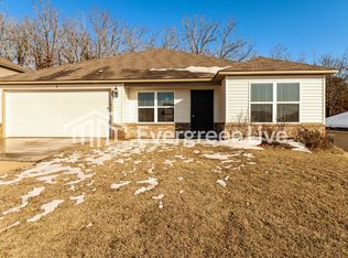 6 Spring Ridge Ln, Conway, AR 72032