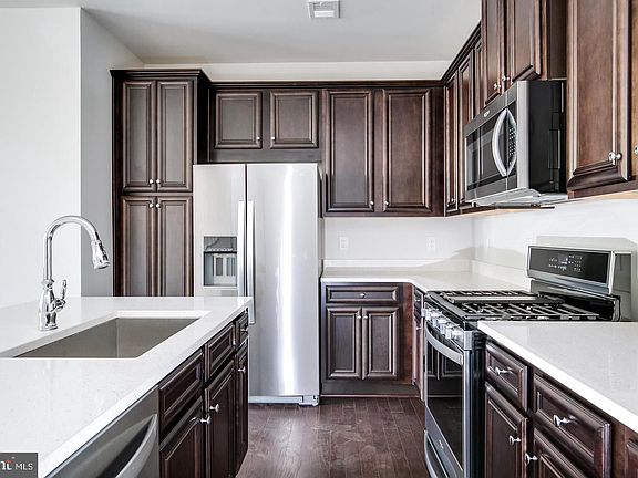 4th image of 13382 Arrowbrook Center Dr Unit 55