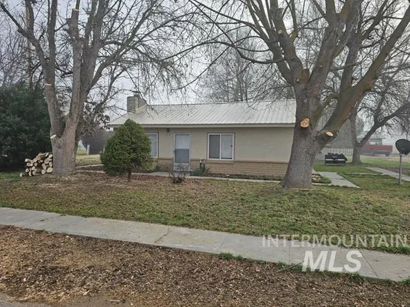 918 N 11th St, Payette, ID 83661