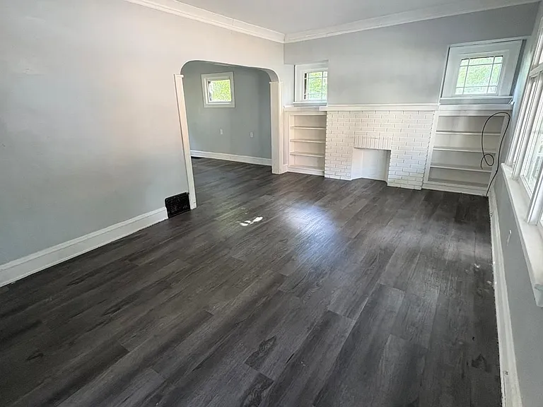 4621 Denmark Ave — Photo 3