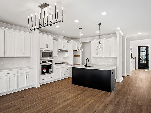 7th image of this home