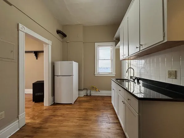 937 University Ave. West, 937 University Ave W APT 2, Saint Paul, MN 55104