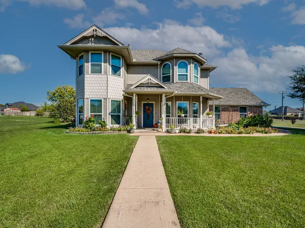 490 Black Champ Rd, Waxahachie, TX 75167