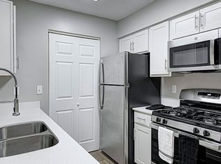 Carmel Landing Apartment Homes, Carmel, IN 46033