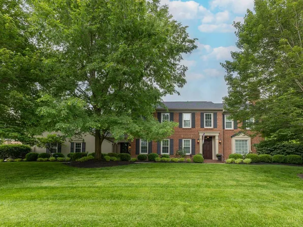 8750 Tanagerwoods Dr, Cincinnati, OH 45249