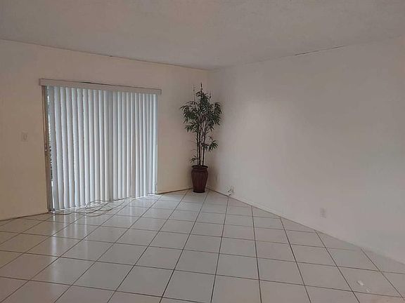 5th image of 4117 NW 88th Ave APT 107