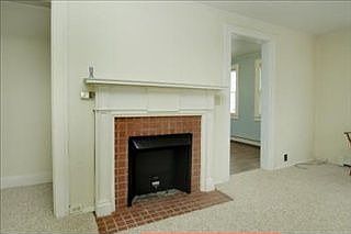 4th image of 2300 Greenfield Ave SW