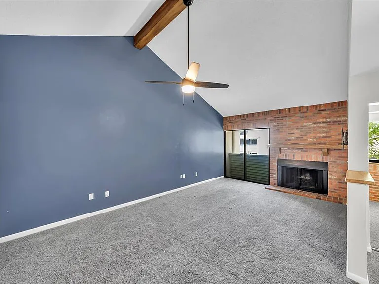 4114 Pinelake Ln #202 — Photo 4