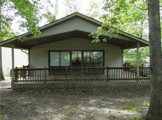 100 Fairway Dr, Locust Grove, VA 22508