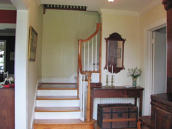 5th image of 108 Staunton Ter