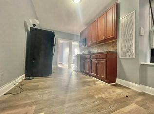 216 48th St #10E, Union City, NJ 07087