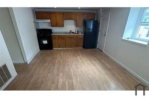 128 Johnson St #B Photo 1 128 Johnson St #B Photo 1