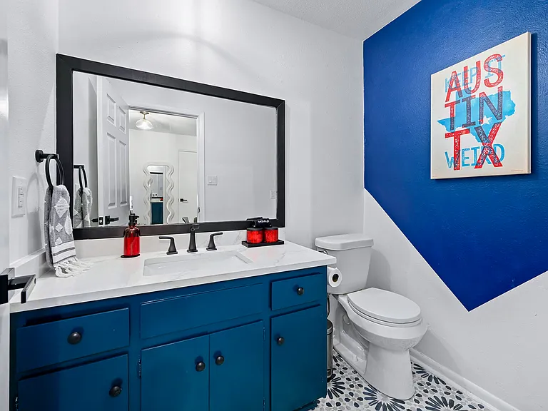 half bath in Unit A attached to flexroom