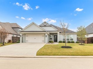 1736 Blanco Bend Dr, College Station, TX 77845