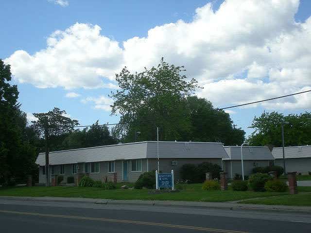 2nd image of 2371 E Euclid Ave