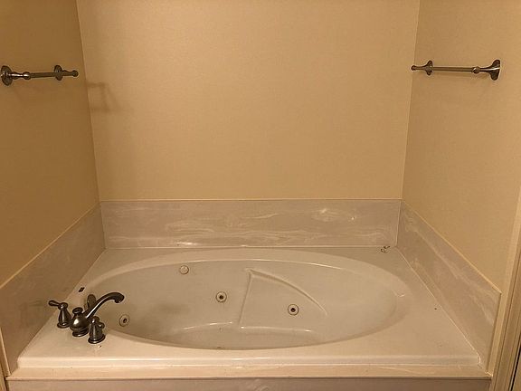 3rd image of 5997 Toria Dr
