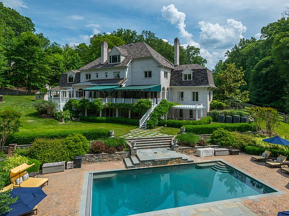 Beautifully landscaped private lot