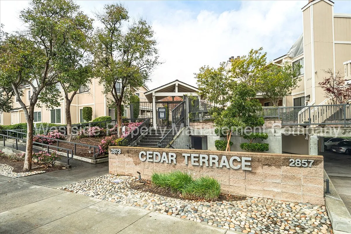 Building Photo - 2869 S Bascom Ave #506