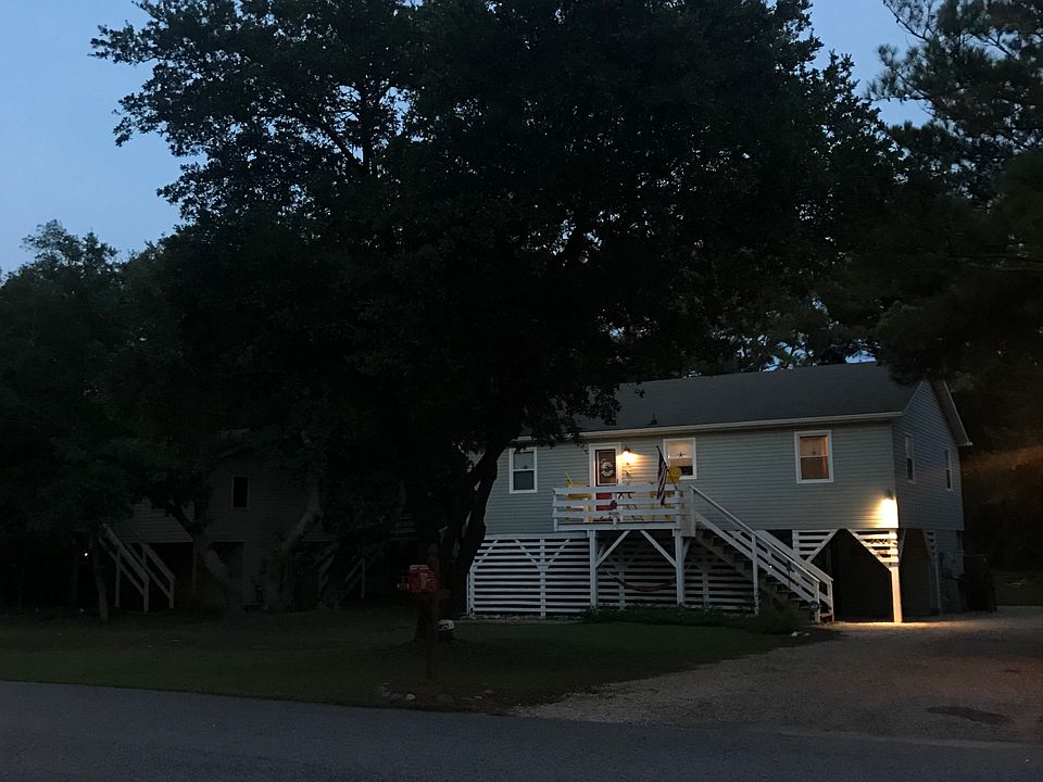 2nd image of 3425 S Buccaneer Dr