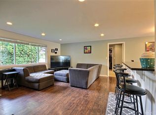 810 216th St SW, Bothell, WA 98021