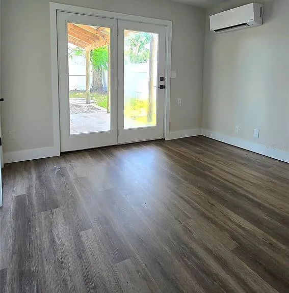2709 Arc Dr — Photo 31