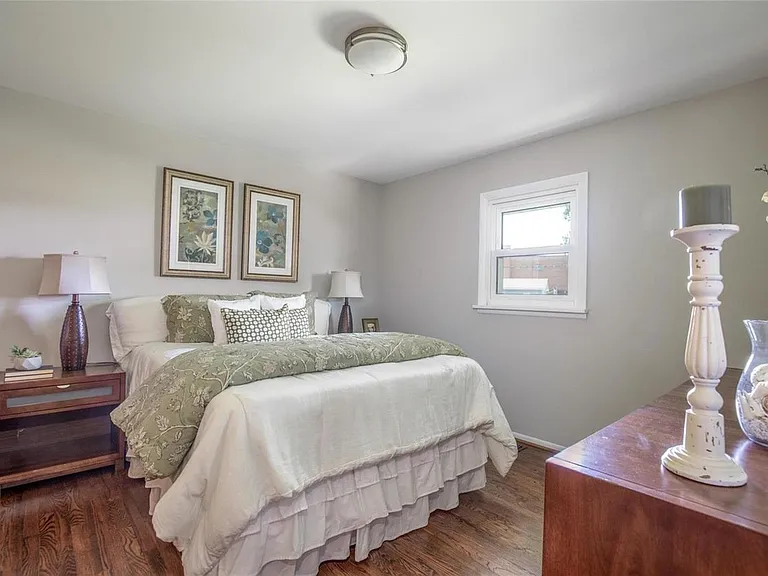 130 Saint Maurice Ln — Photo 9