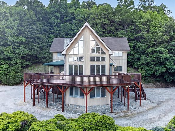 2nd image of 435 Allen Mountain Ln