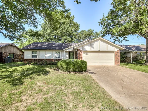1304 S Walnut Ave, Broken Arrow, OK 74012