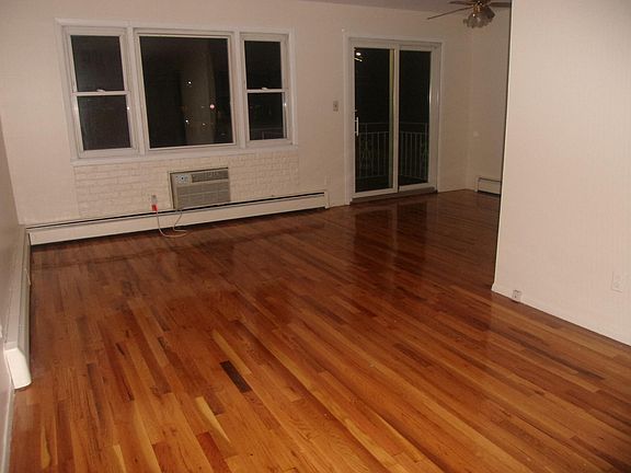 4th image of 15-77 208th Pl