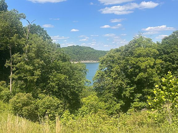 3rd image of 19 Lock Rd #21