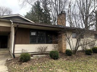 128 N Washington St, Genoa, IL 60135