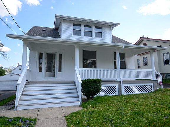 2nd image of 3556 Vista Ave