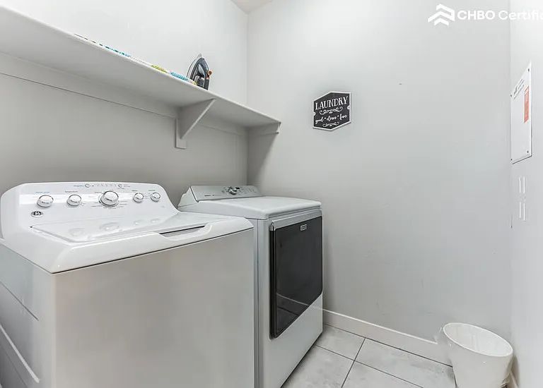 3713 E Robert St — Photo 14