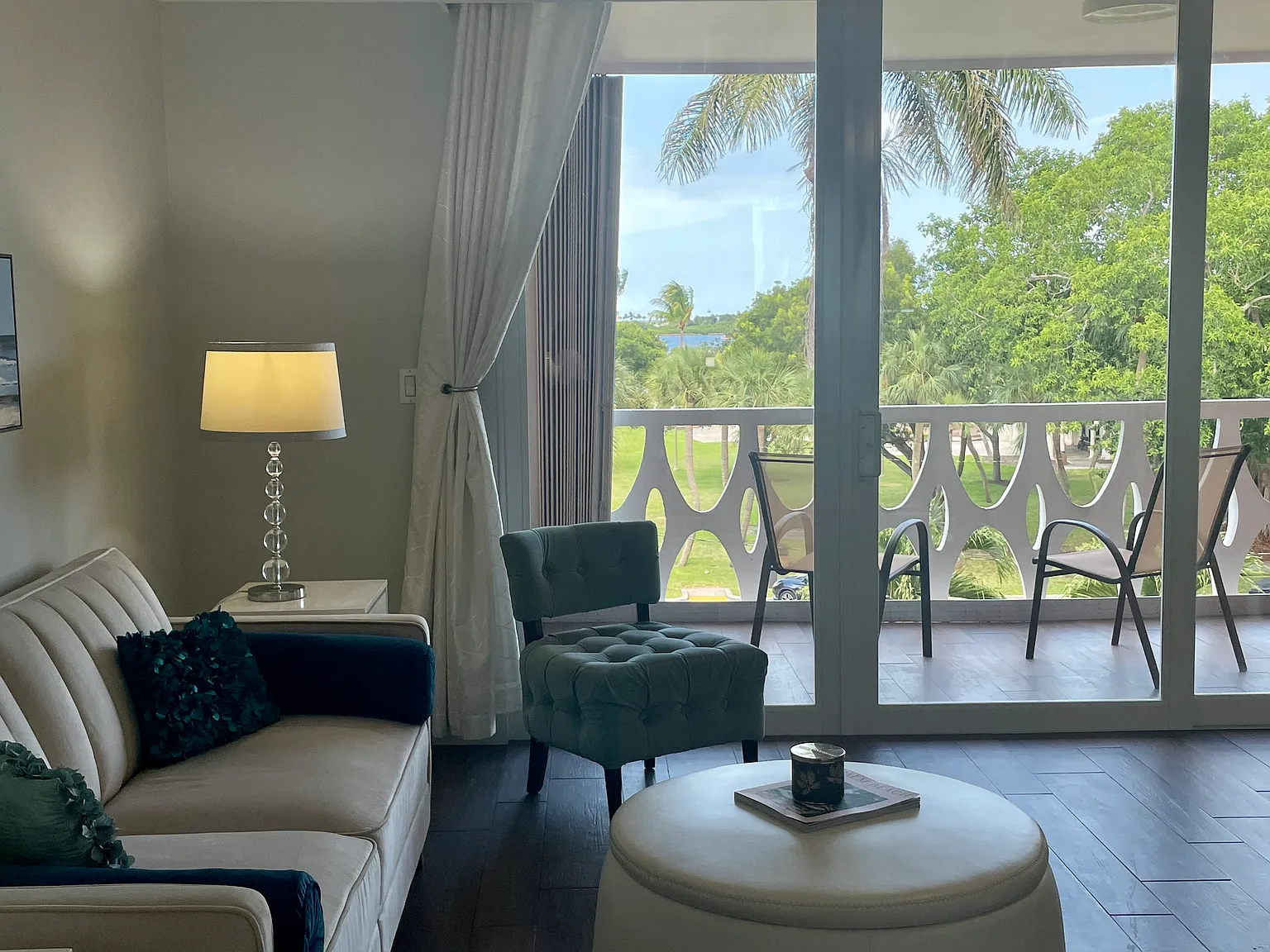 1 bed, 550 sqft, $1,850 — Photo 4