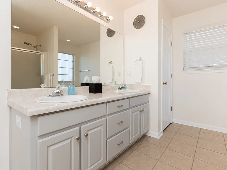 208 Falkirk Dr — Photo 51