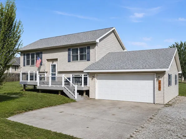 410 McKee Rd, Underwood, IA 51576