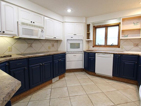 5th image of 337 N Columbia Ave