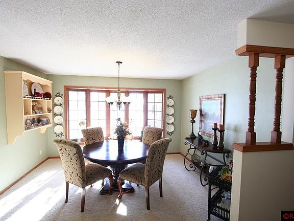 5th image of 1444 Maplewood Dr