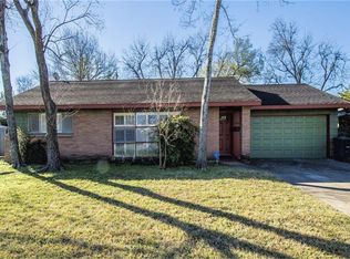 8009 Ridgeview Dr, Houston, TX 77055